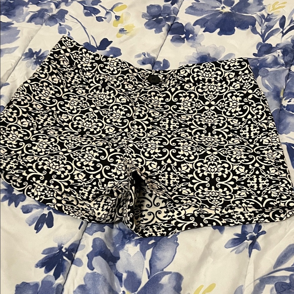 Elegant High Waist Black and White Floral Shorts